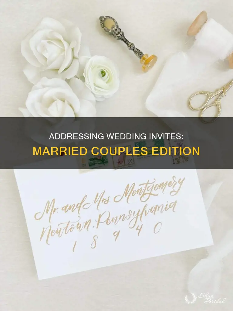 how to address wedding inviatation for a married couple