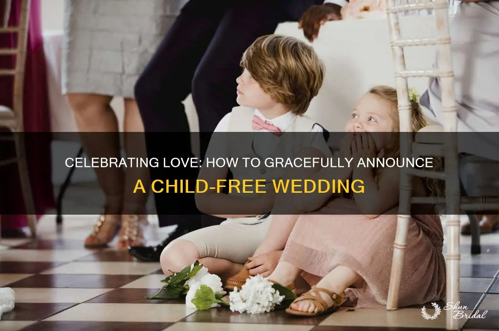 how to announce child free wedding