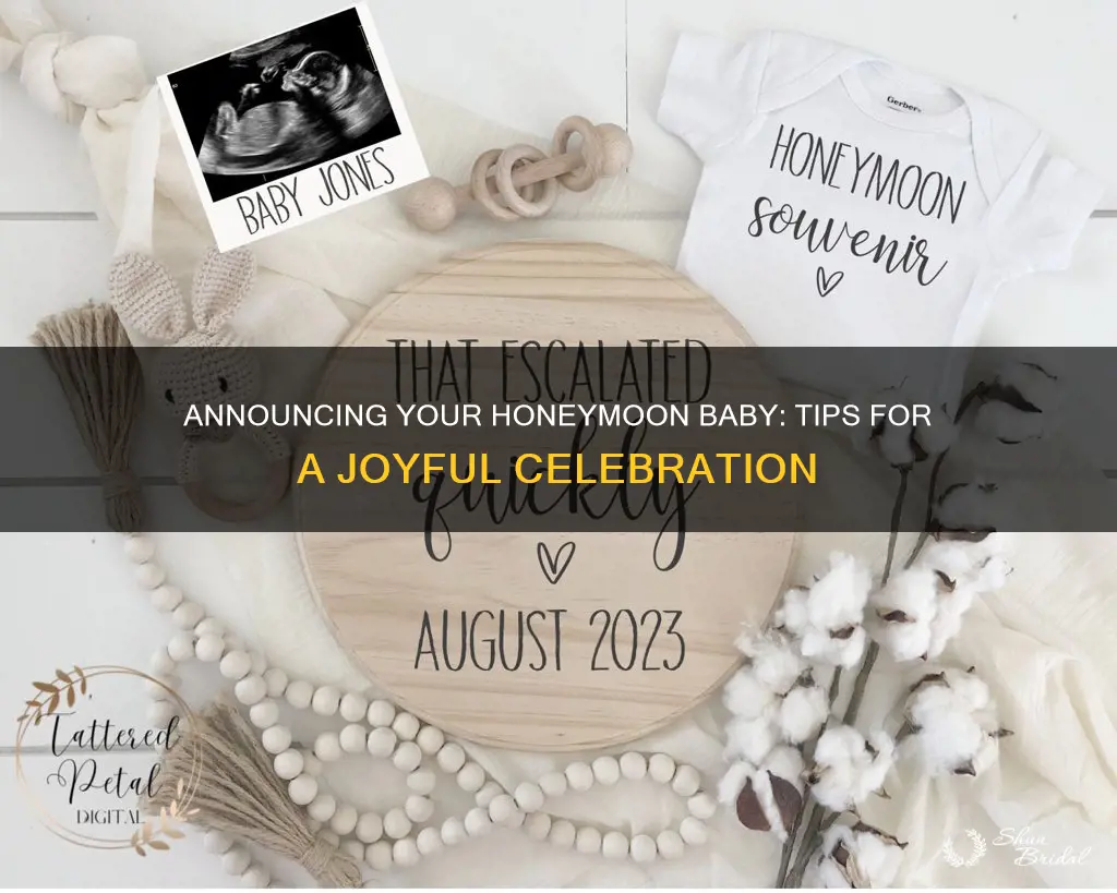 how to announce honeymoon baby