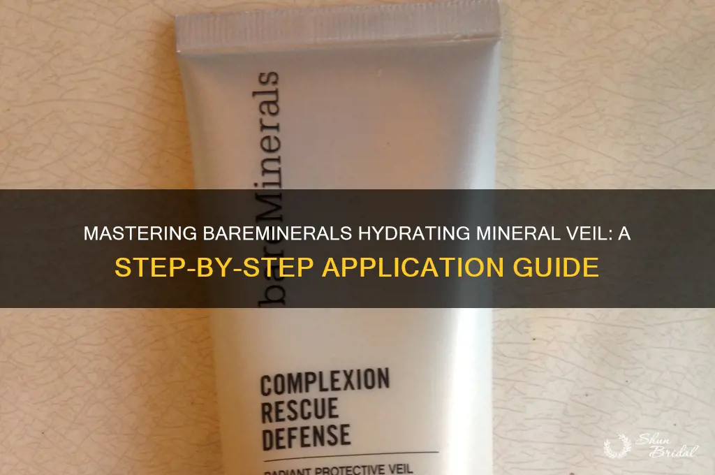 how to apply bareminerals hydrating mineral veil