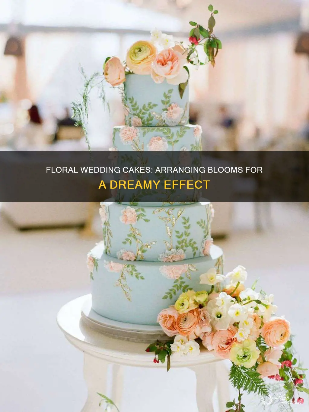 how to arrange different floral cakes for wedding