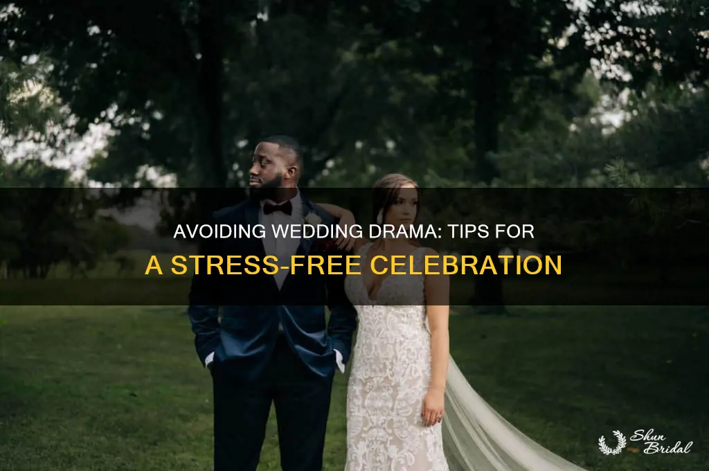 how to avoid wedding drama