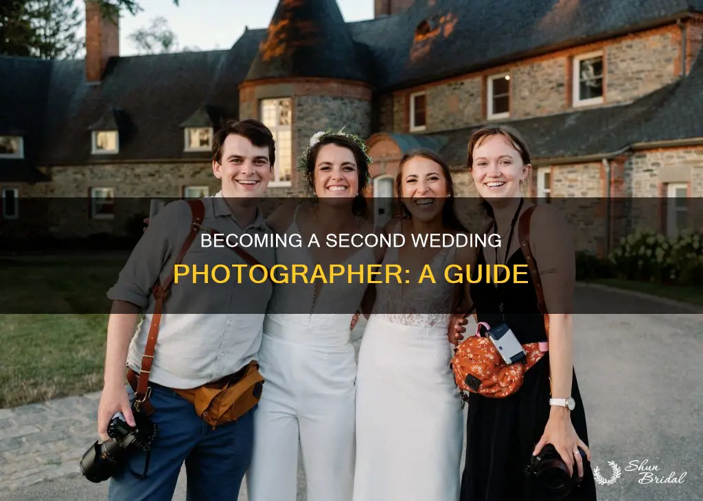how to be second wedding photographer