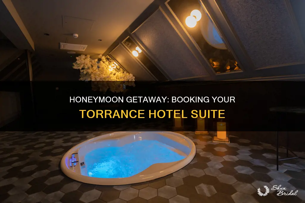 how to book honeymoon suite torrance hotel