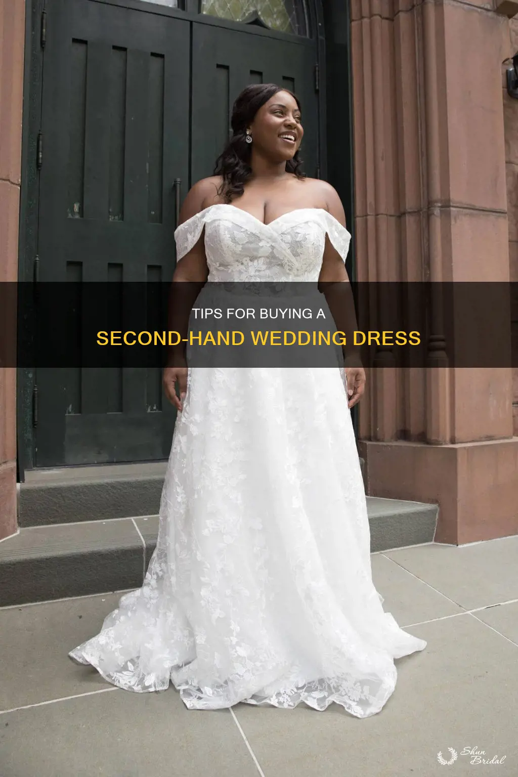 how to buy a second hand wedding dress