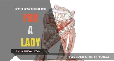 Choosing the Perfect Wedding Ring for Her
