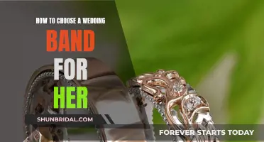 Choosing Her Wedding Band: A Guide