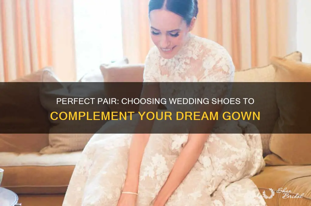 how to choose shoes for your wedding gown
