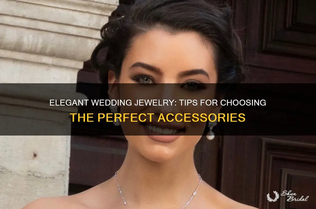 how to choose wedding accessories jewelry