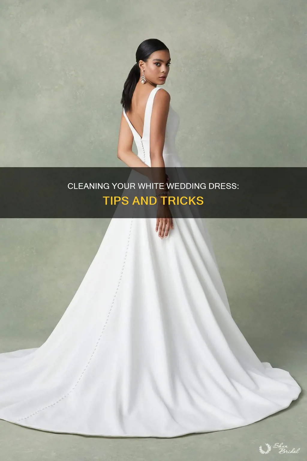 how to clean a white wedding dress