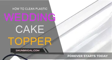 Cleaning Plastic Wedding Cake Toppers: Tips and Tricks