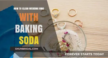 Cleaning Wedding Rings: Baking Soda Solution