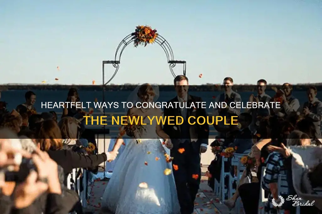 how to congratulate new wedding couple