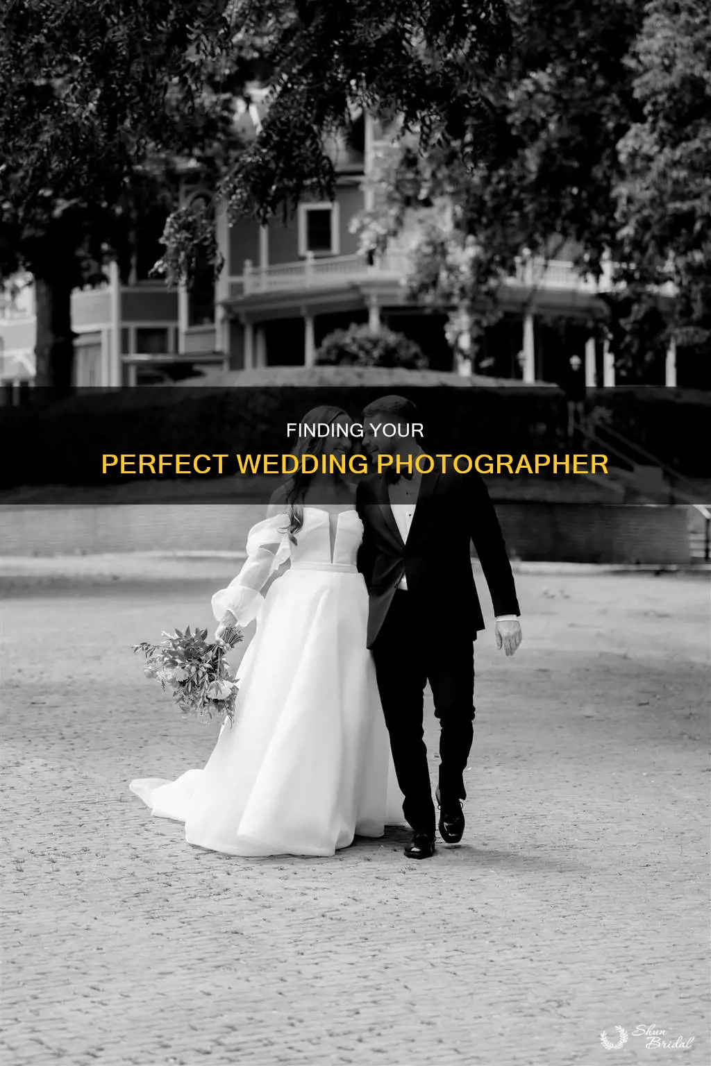 how to contact a wedding photographer