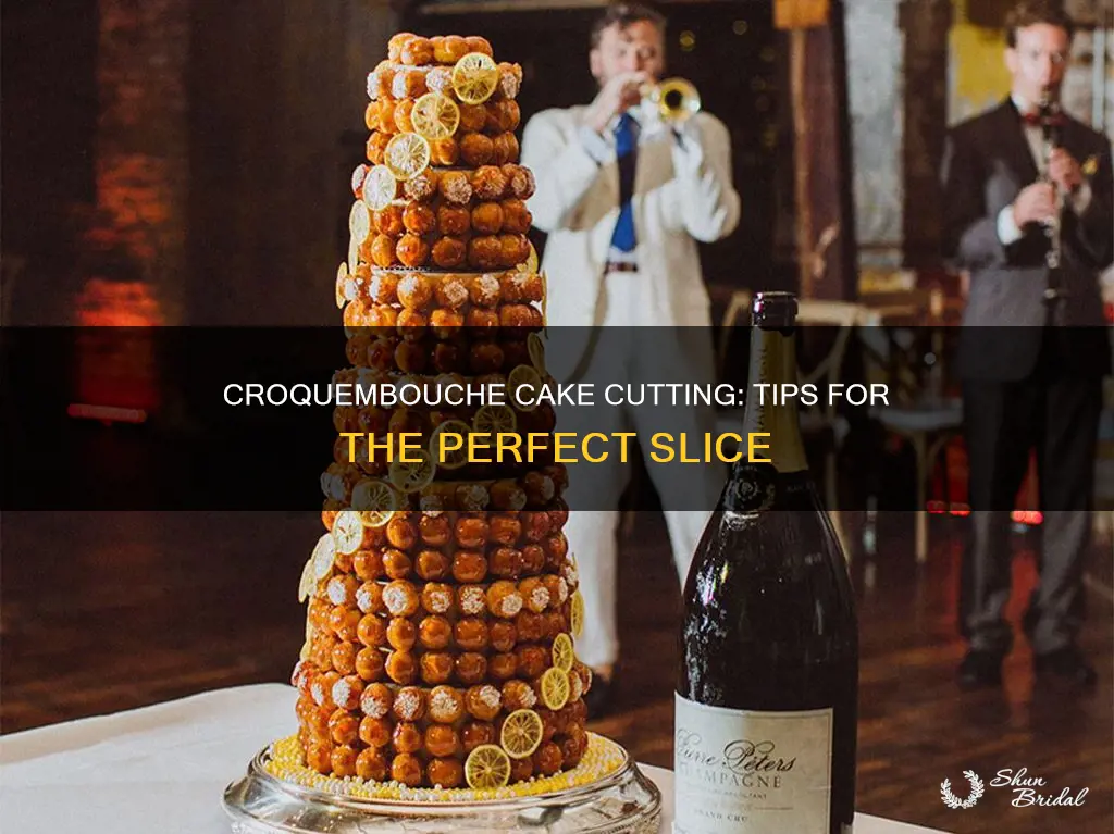 how to cut a croquembouche wedding cake