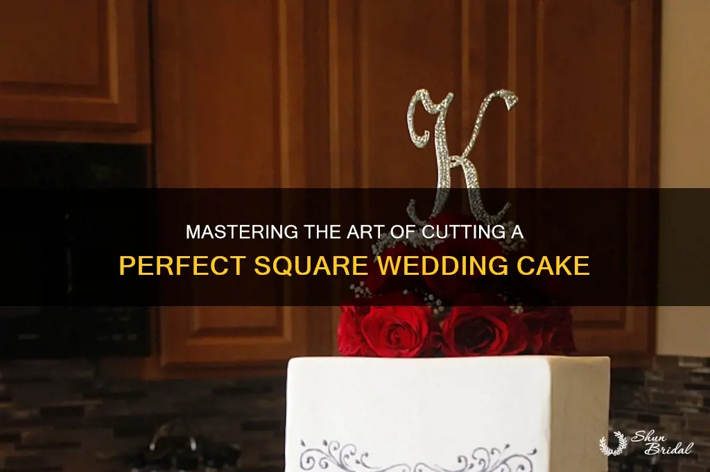 how to cut a wedding calke square