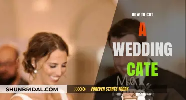 Mastering the Art of Cutting Your Wedding Cake with Ease