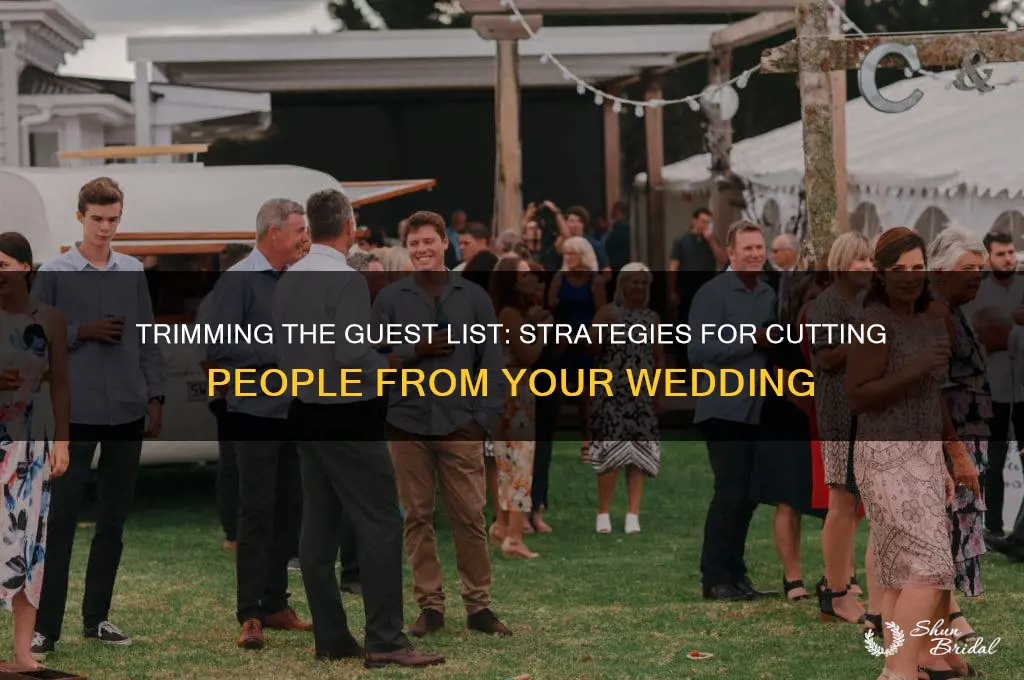 how to cut people from wedding