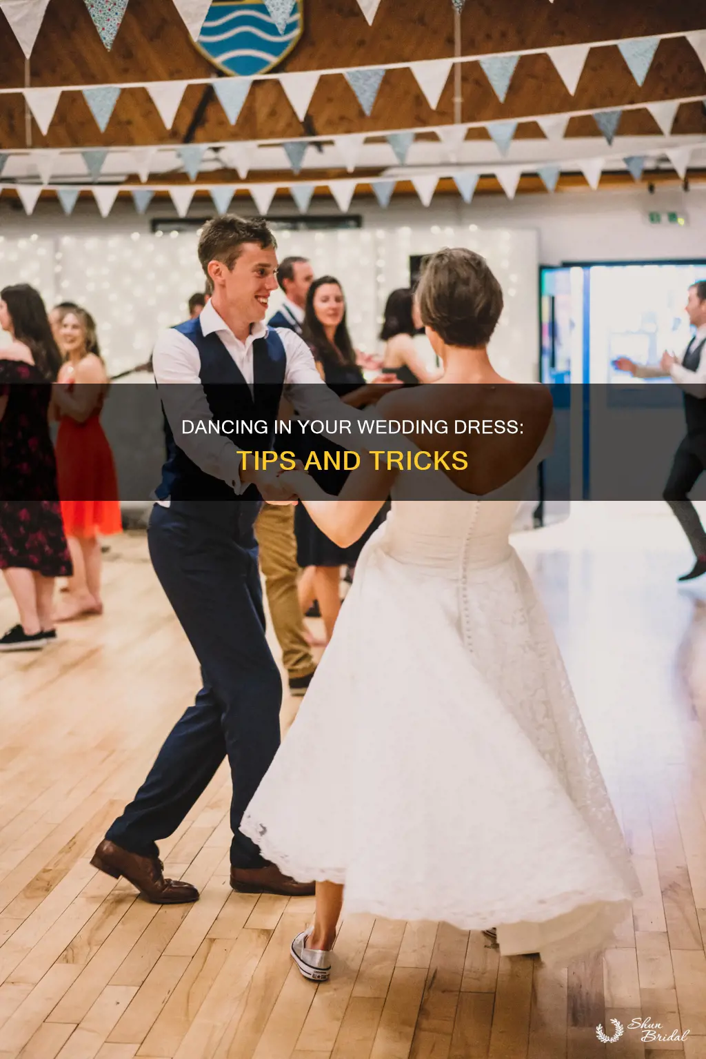 how to dance wedding dress