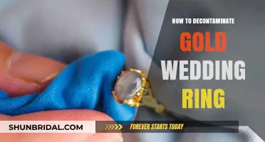 Clean Your Gold Ring: Simple, Safe, Effective Methods