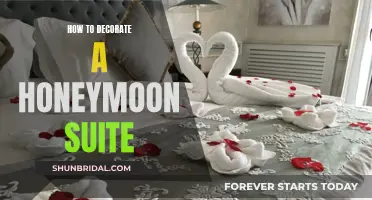 Honeymoon Suite Decor: Creating a Romantic Escape