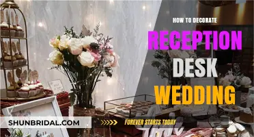 Reception Desk Wedding Decor: Simple, Elegant Ideas