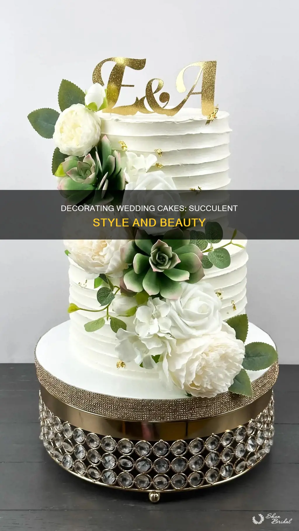 how to decorate wedding cake with succulents