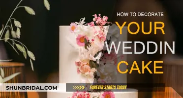 Designing Your Wedding Cake: Tips for a Stunning Centerpiece