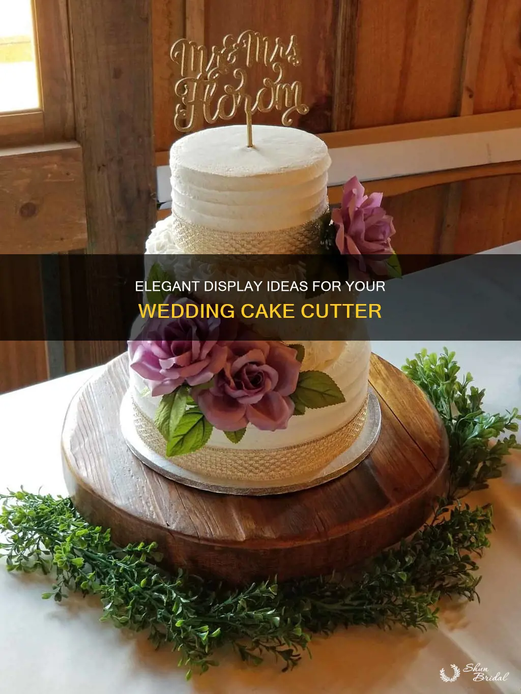 how to display wedding cake cutter