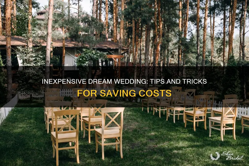 how to do an inexpensive wedding