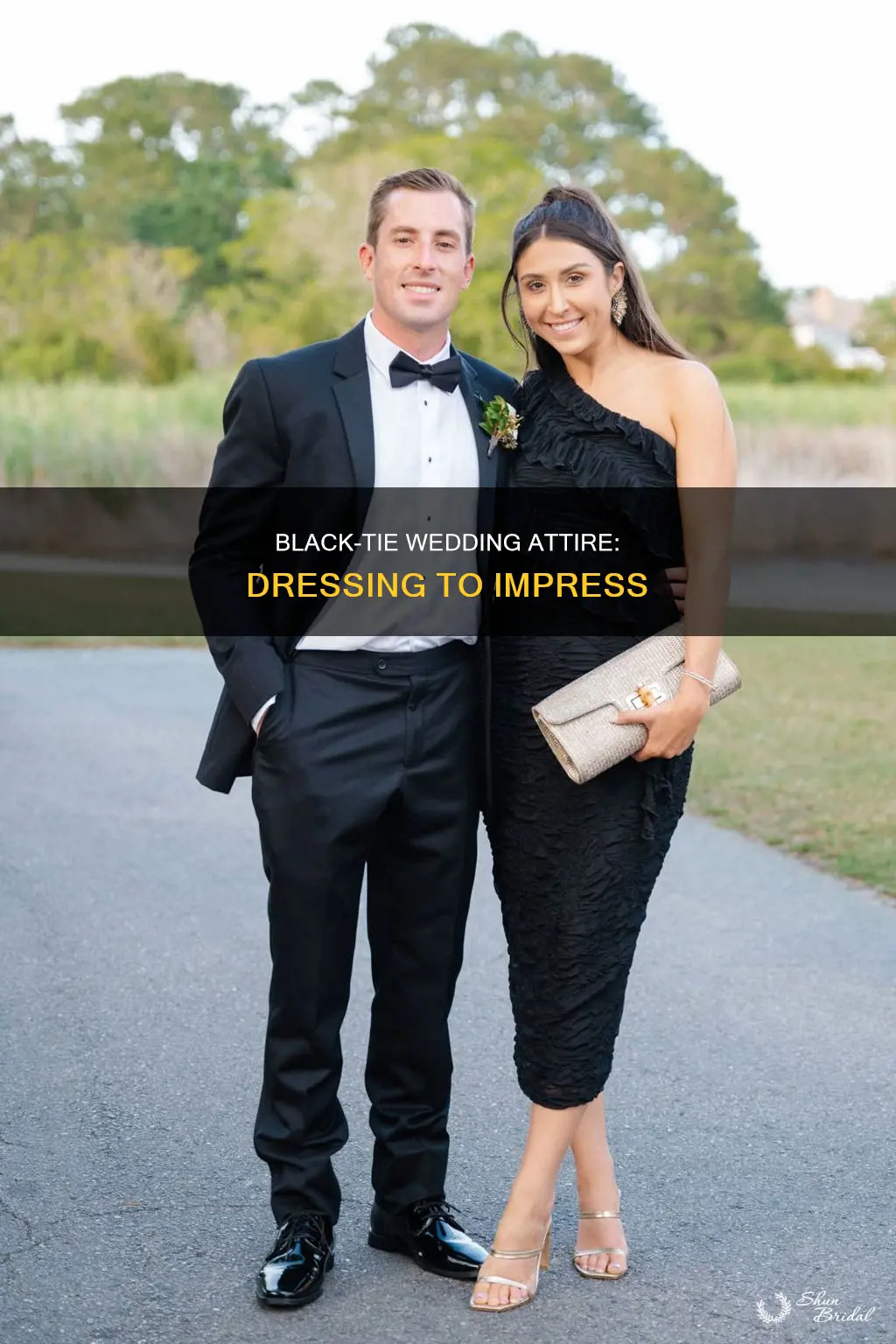 how to dress for a black tie wedding