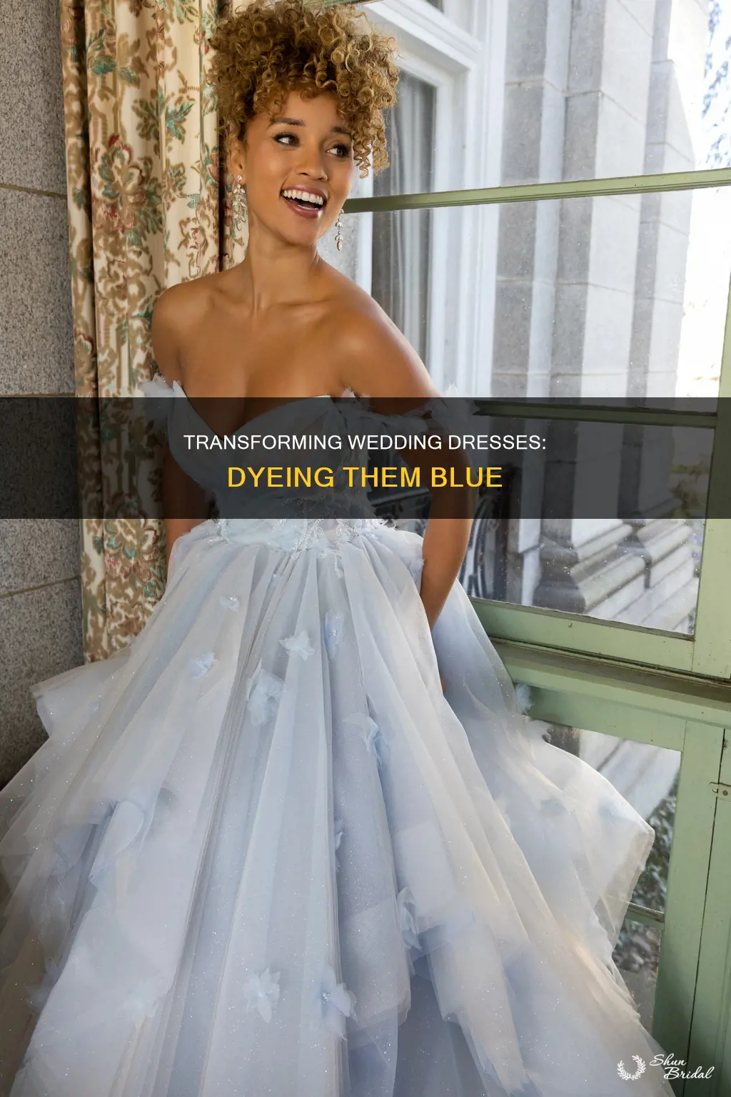 how to dye a wedding dress blue