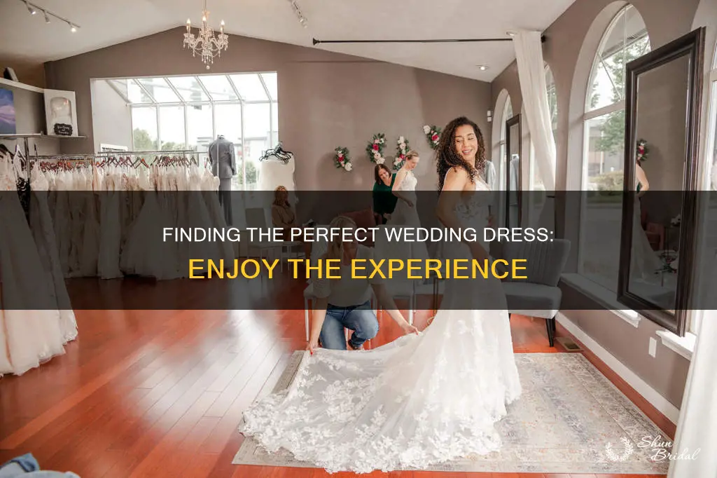 how to enjoy wedding dress shopping