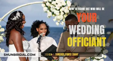Finding the Right Wedding Officiant: Who's the Best Fit?