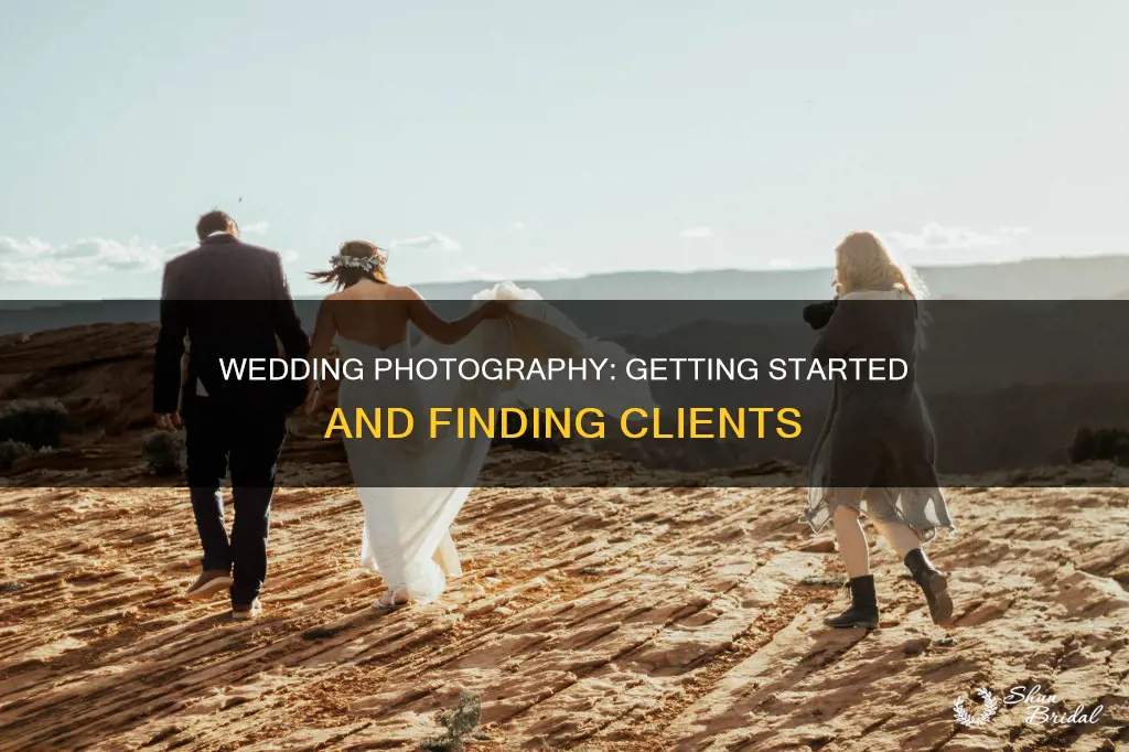 how to find a job as a wedding photographer