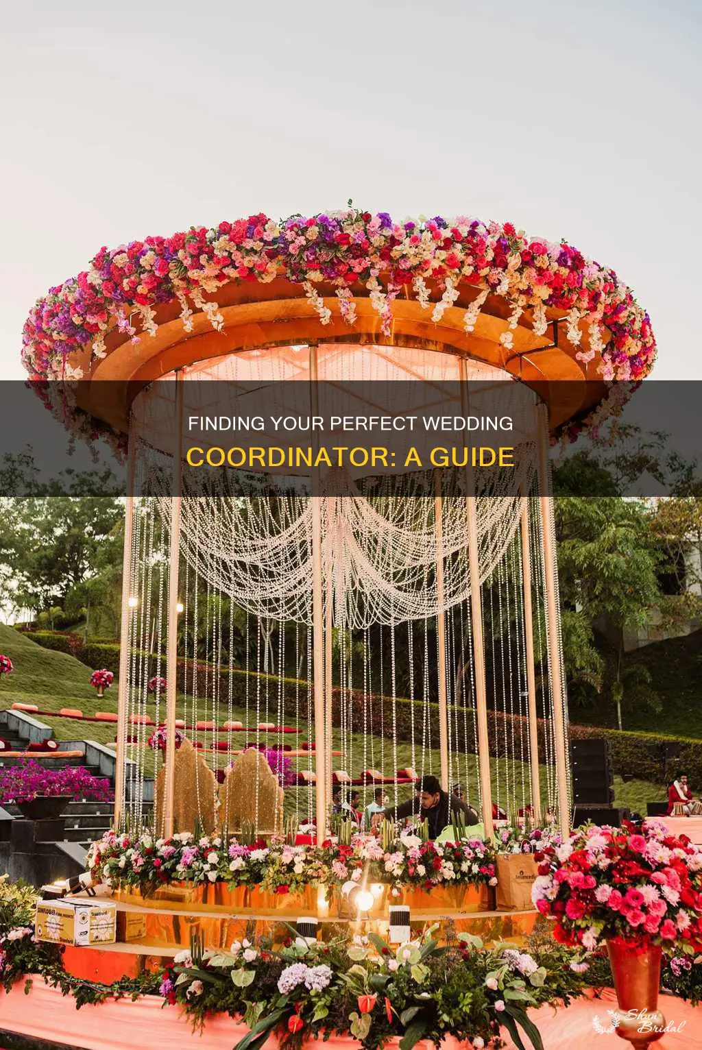 how to find a wedding coordinator