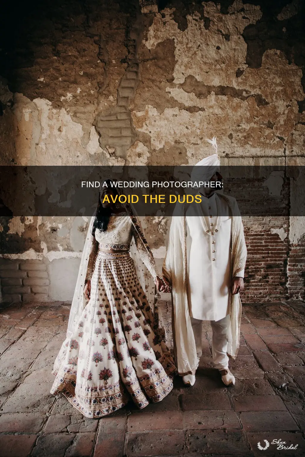 how to find a wedding photographer that doesn