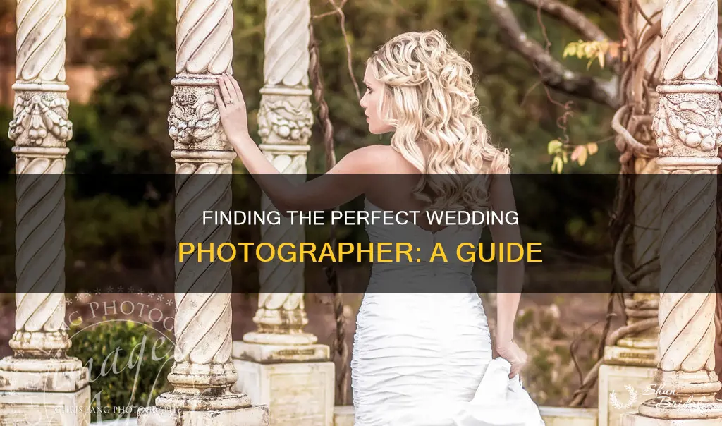 how to find wedding photographer