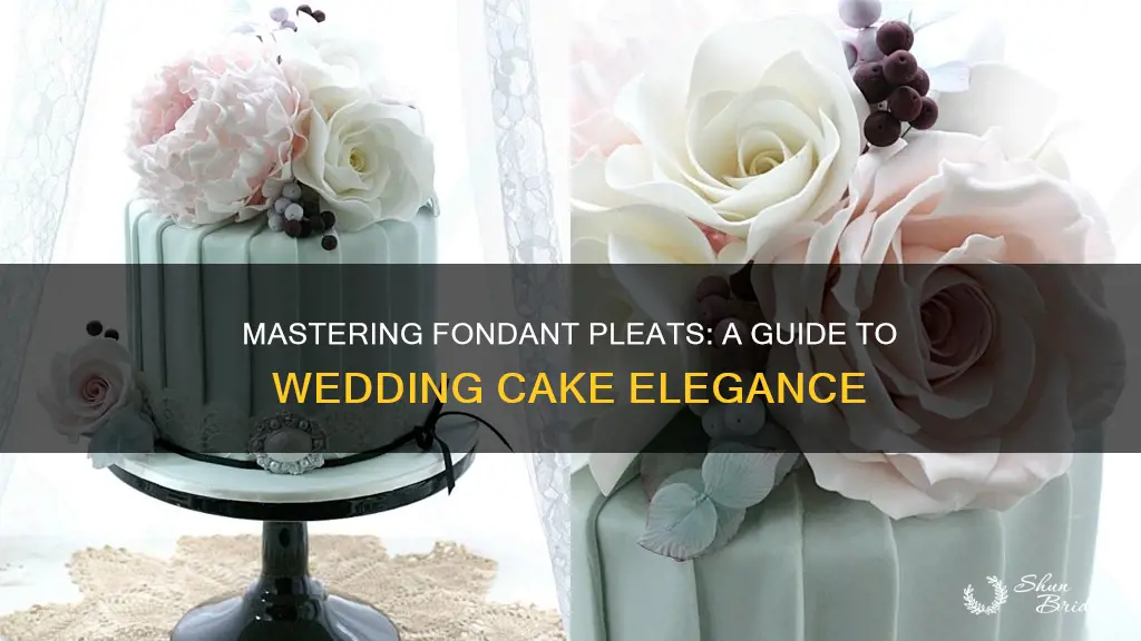 how to fondant pleats on bottom tier of wedding cake