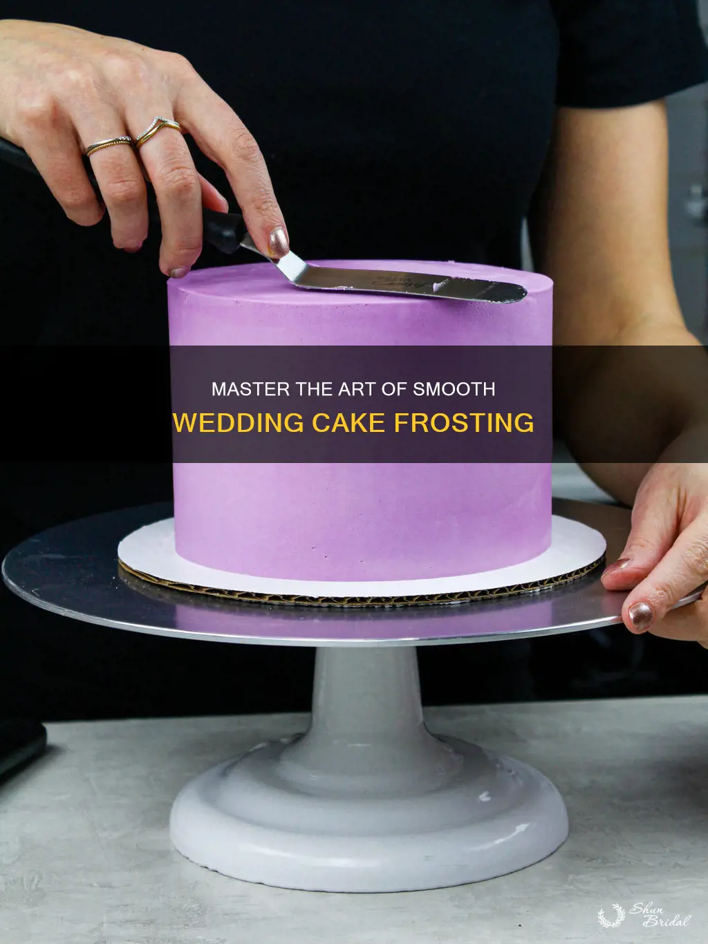 how to frost a wedding cake smooth