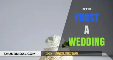 Elegant Wedding Frosting: Tips for a Flawless Cake Decorating Experience