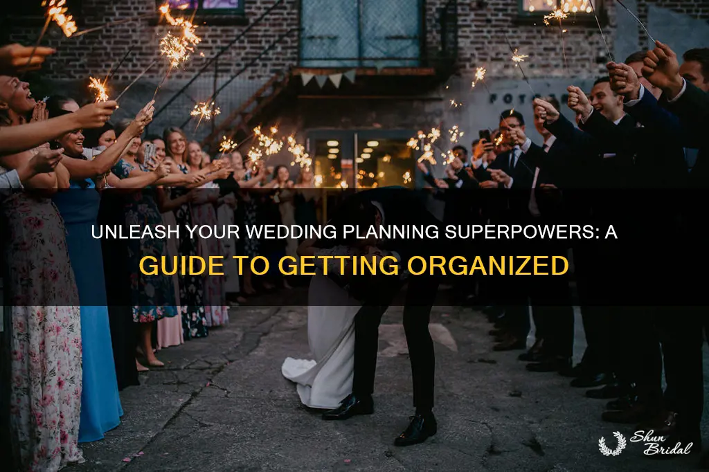 how to get organized for wedding planning