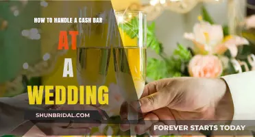 Cash Bar Etiquette: Tips for a Smooth Wedding Reception Experience