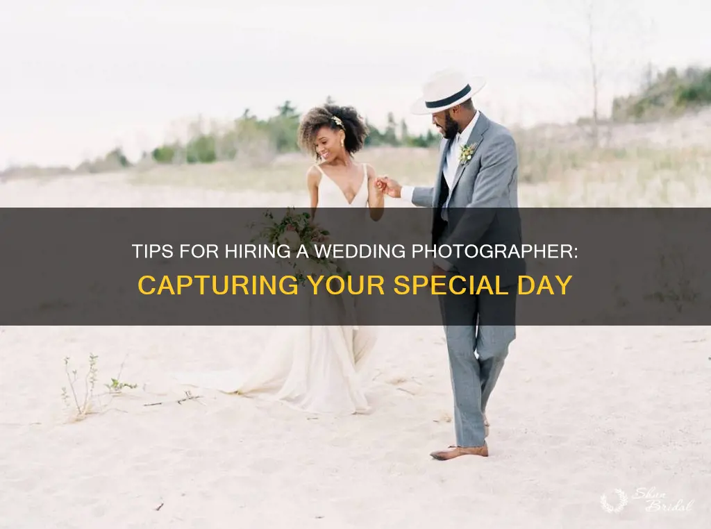how to hire a photographer for wedding