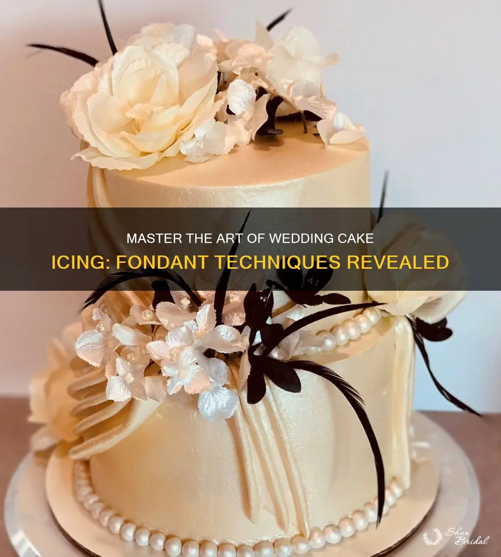 how to icing a wedding cake with fondant