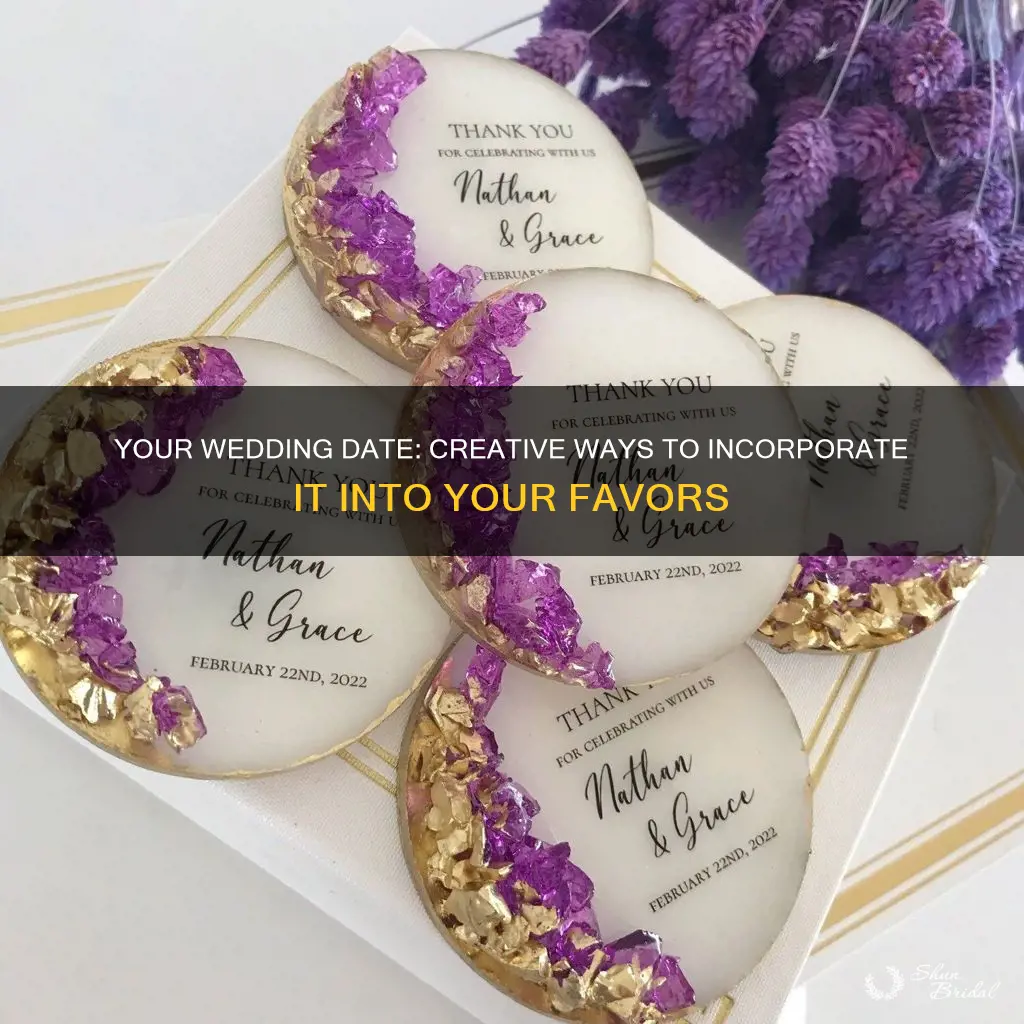 how to incorporate your wedding date in favors