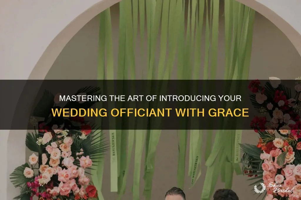 how to introduce officiant at weddings