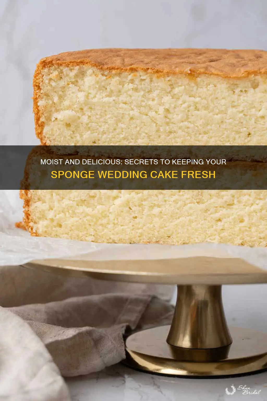 how to keep a sponge wedding cake moist