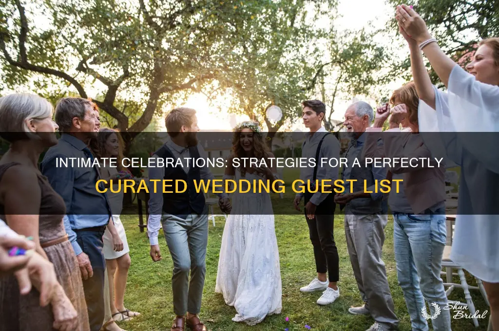 how to keep wedding guest list small
