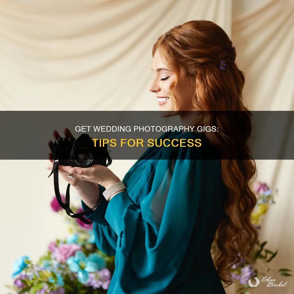 how to land wedding photography gigs